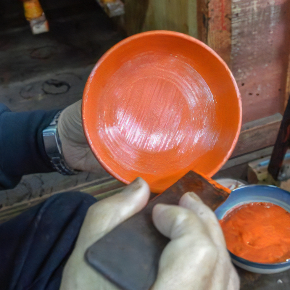 手仕事が生み出す、一点ものの温もり